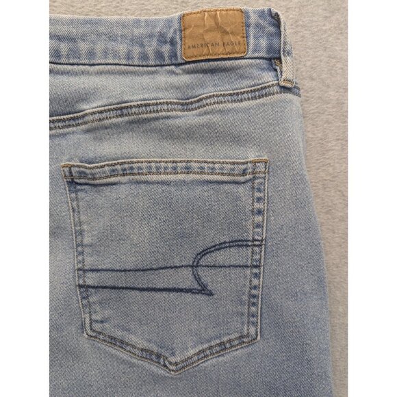 American Eagle Outfitters Curvy Mom Jeans Womens 18 Light Wash High Rise Stretch - Picture 10 of 16
